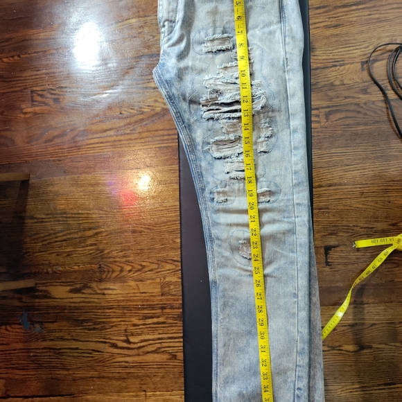 BlacX light washed distressed denim jeans - Picture 13 of 15